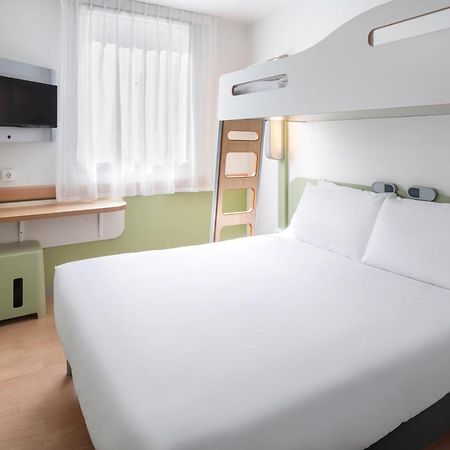 B&B Hotel Zaragoza Plaza Mozart מראה חיצוני תמונה