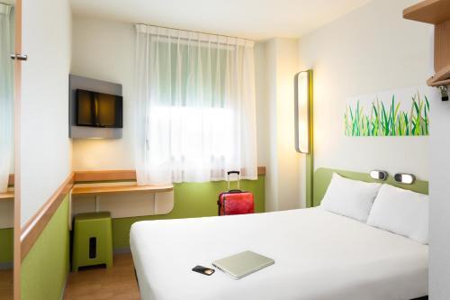 B&B Hotel Zaragoza Plaza Mozart מראה חיצוני תמונה