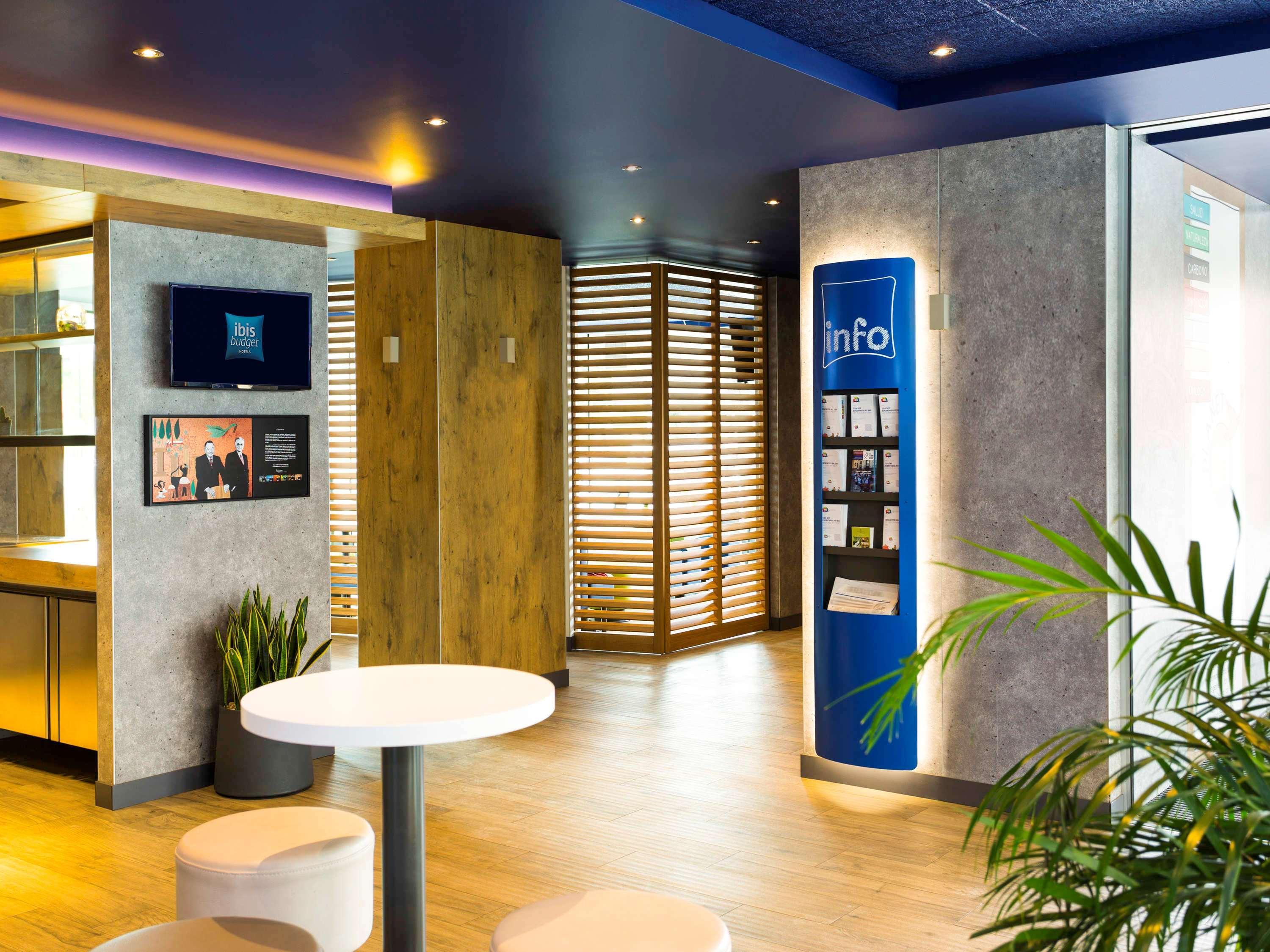 B&B Hotel Zaragoza Plaza Mozart מראה חיצוני תמונה